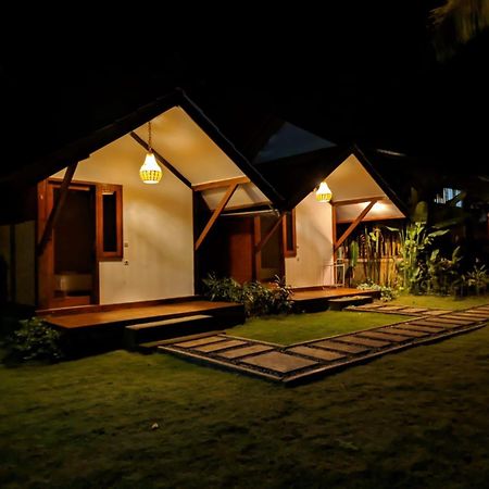 Waroeng Senaru Hotel Exterior photo